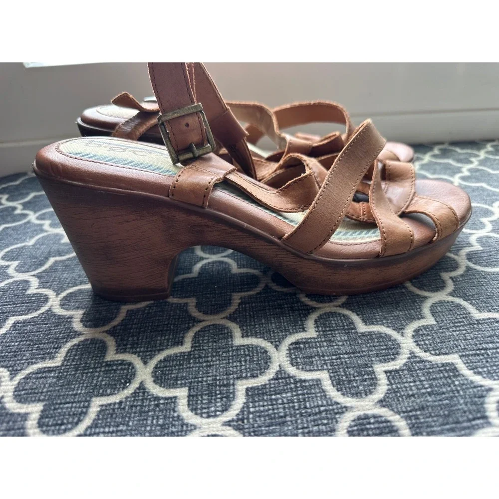 Born Leather Strappy Wedge Sandals Brown Platform Buckle Heels Womens 9M
